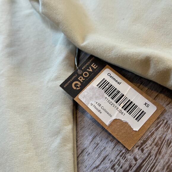 ROVE Steamboat Colorado Hoodie XS Oatmeal Thumb Hole Pullover NWT - Picture 7 of 10